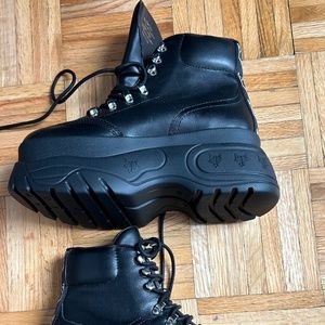 New naked Wolfe platform sneakers 9.5